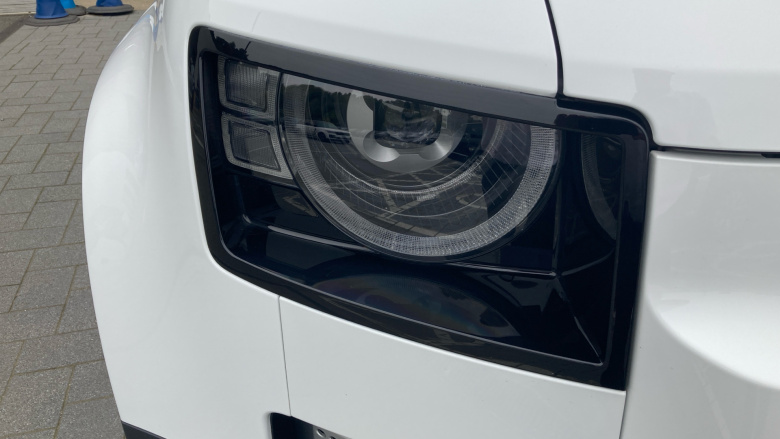 Land Rover Defender 90 Diesel 3.0 D250 Hard Top S Auto